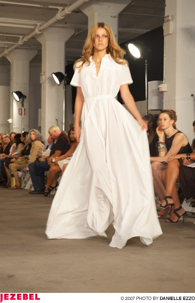 Illustration for article titled Behnaz Sarafpour Spring/Summer '08 Show & Scene